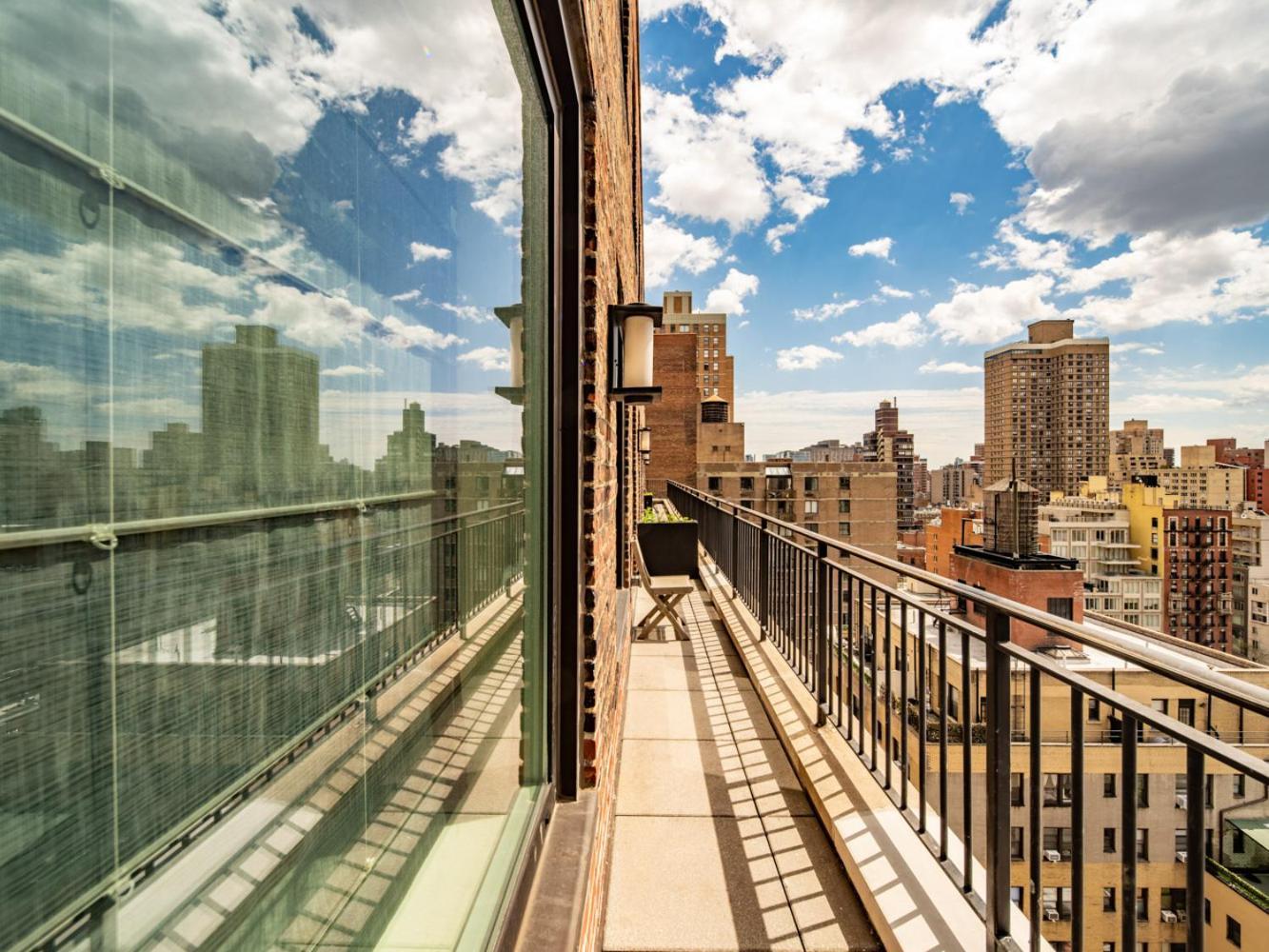 The Marmara Park Avenue Hotel New York Bagian luar foto